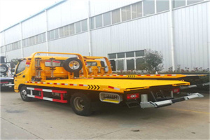 惠济附近拖车救援搭电